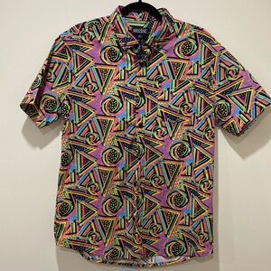 Retro 1990’s inspired short sleeve button down shirt Size M